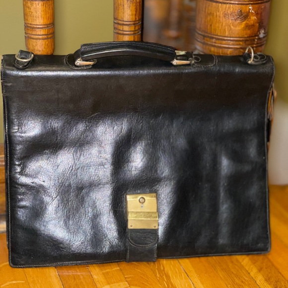 Leather briefcase - Picture 12 of 13